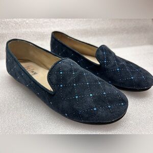 Womans shoes, size 8.